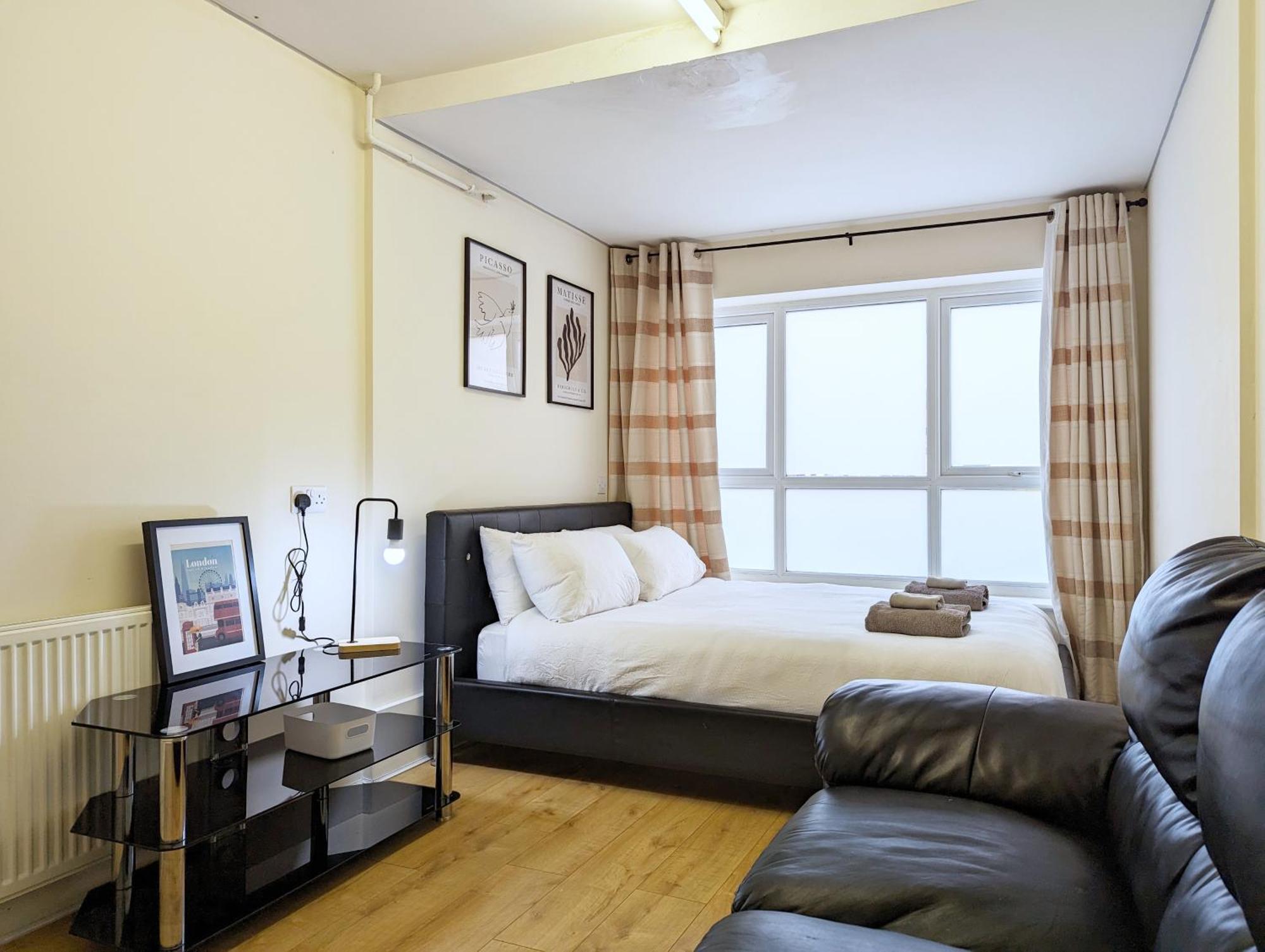 Guest Rooms Near City Centre & Dock Free Parking Liverpool Bagian luar foto