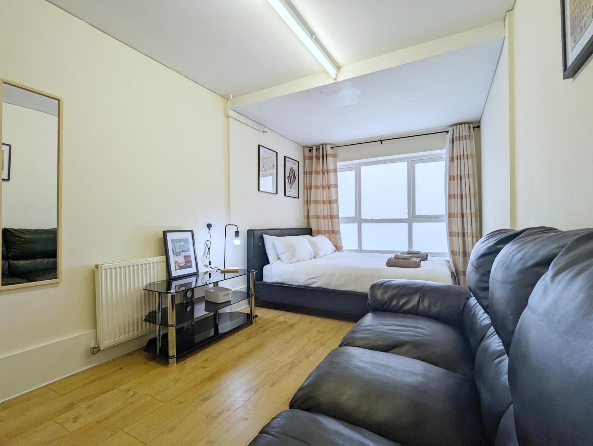 Guest Rooms Near City Centre & Dock Free Parking Liverpool Bagian luar foto