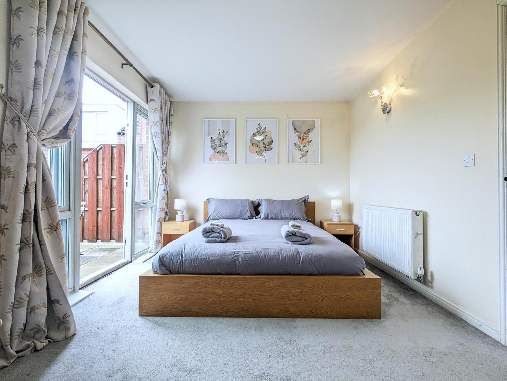 Guest Rooms Near City Centre & Dock Free Parking Liverpool Bagian luar foto